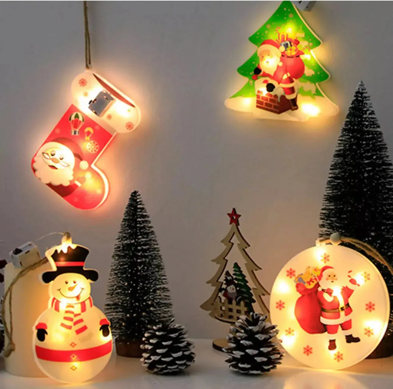 Christmas Tree Ornaments SANTA LED light x1pc.