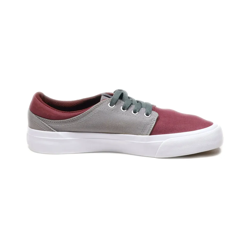 Dc Shoes Trase Tx Low-Top Sneakers Leather Maroon Colour For Women